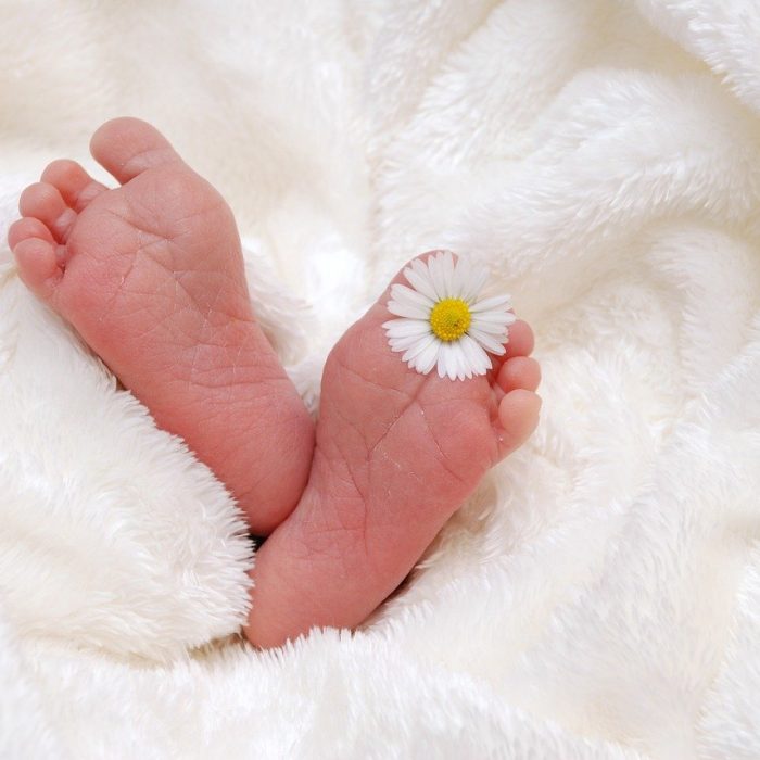 Beneficios para el bebé y para la madre de las cesáreas naturales: ¿sabes cuándo están indicadas y en qué consisten?